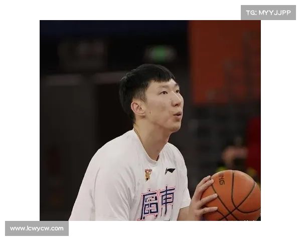 周琦自曝伤情短板太实诚 广厦男篮防守他更具底气 周琦自曝伤情短板太实诚 广厦男篮防守他更具底气